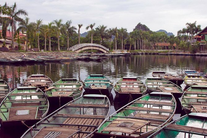 Hoa Lu - Tam Coc 1 Day Tour - Cycling the rice fields: 45 minutes of rural Vietnam