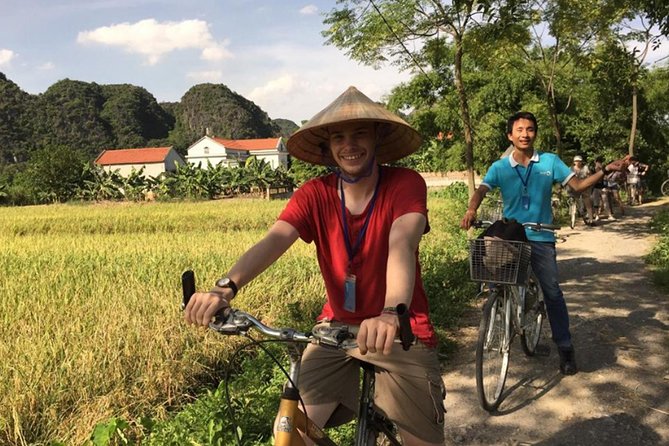 Hoa Lu - Tam Coc: Boat Trip and Bicycle Ride - Lunch in Ninh Binh: buffet goat meat without the tourist stress