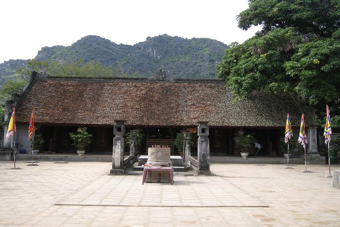Hoa Lu - Tam Coc boat Trip and Mua Cave - Practical tips so your day feels smooth (and photo-ready)