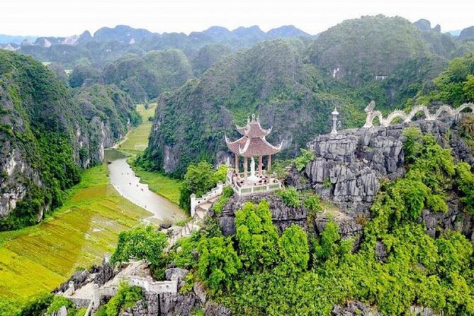 Hoa Lu Tam Coc Day Tours - The boat ride and sales pressure reality check