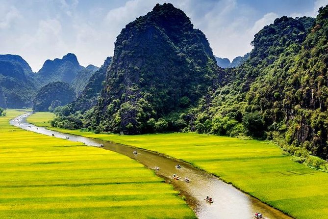 Hoa Lu Tam Coc Full-Day DELUXE Tour Including BUFFET LUNCH & River Boat Ride - Who this tour suits best (and who should consider alternatives)