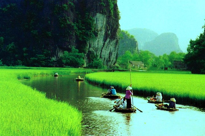 Hoa Lư Tam Coc & Mua Cave full day Including Buffets Lunch - Hoa Lu temples of the Dinh and Le dynasties: what to focus on
