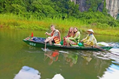 Hoa Lư Tam Coc & Mua Cave full day Including Buffets Lunch - Getting there from Hanoi: pickup timing and the reality of road time