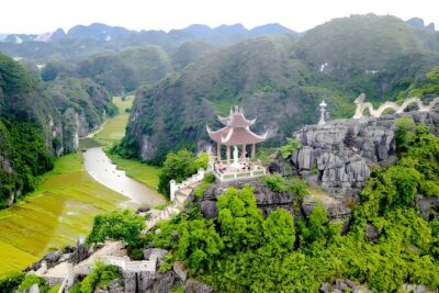 Hoa Lu Tam Coc Mua cave with local village - Tam Coc boat tour on the Ngo Dong River: the calm part of the day