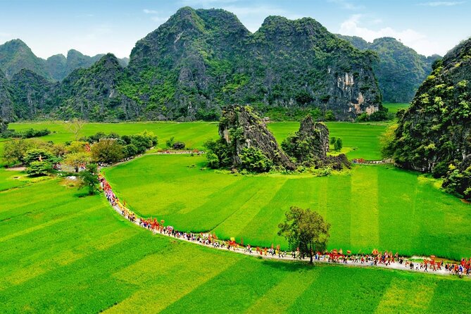 Hoa Lu - Tam Coc - Ninh Binh Day Tour: Biking, Visit Local Family - The guide and driver effect: Phil and safe, smooth transport