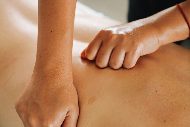 Hoang Spa Thai Massage - Stretching and cracking: the style you should plan for