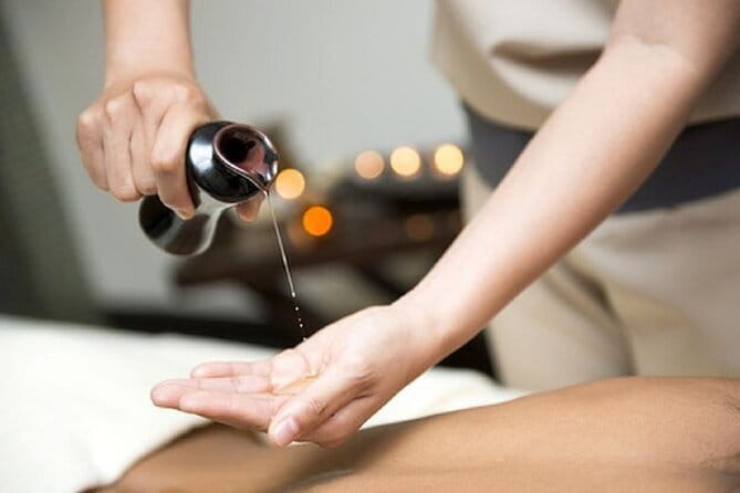 Hoang's Spa Relaxing Hot Stone Massage - Getting there and walking into the spa rooms