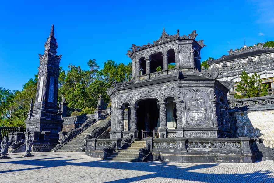 Hue: Royal Tombs & Imperial City Tour by Private Car - Hue’s abandoned water park? Thuy Tien Lake for the other side of history