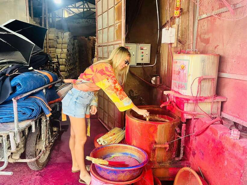 Incense, Hat Villages Tour/Traditional Crafts with Options - Vạn Phúc silk village: wooden looms, dyeing, and what to buy without getting fooled