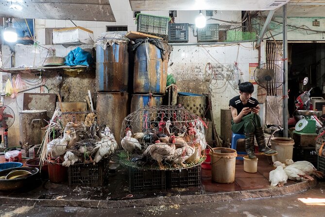 Into the Thieves Market Hanoi Photo Tour - Practical checklist before you go