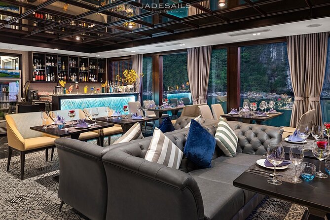 Jade Sails – Halong & Lan Ha Bay The Most Luxurious Day Tour - Stop 2: Halong Bay Cruising Time and What You Should Look For