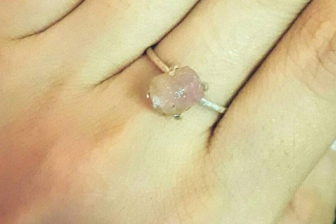 Jewelry Making Workshop - How the 2–4 p.m. workshop day plays out (and how long to plan)