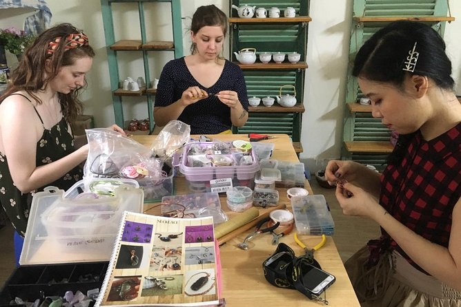 Jewelry Making Workshop - Materials and tools: you won’t need to bring much