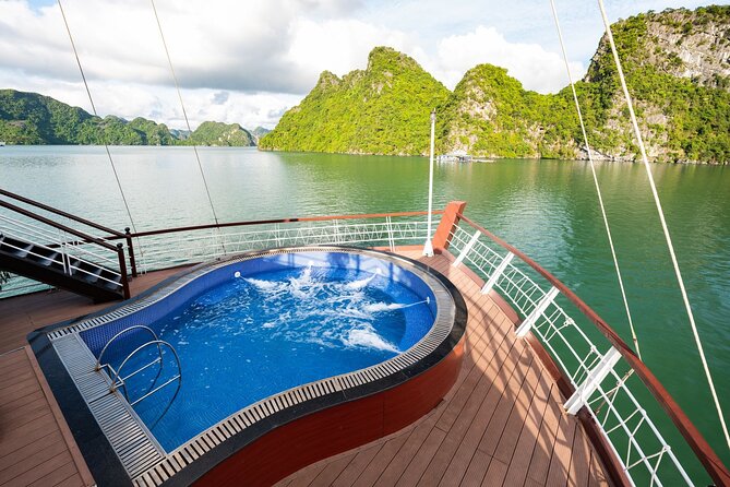 Lan Ha and Halong Bay 5 Star Cruise with Balcony - Private balcony junior suite: why this cabin matters