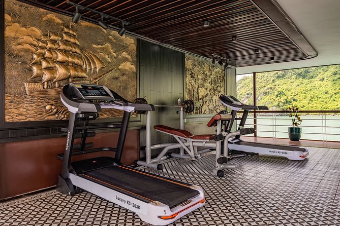 Lan Ha and Halong Bay 5 Star Cruise with Balcony - Service that feels personal (and how to use it)