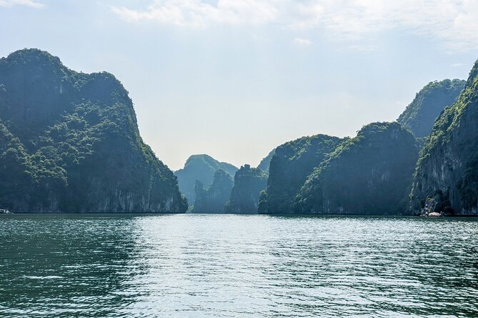 Lan Ha Bay Day Tour From Ha Noi - Daiichi Cruise (VIP1) - How the Daiichi Cruise VIP1 day tour runs from Hanoi to Cat Ba