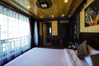 Lan Ha bay deluxe cruise 2D/1N: kayaking & swimming at pristine places & meals - Evening onboard: spring rolls, squid fishing, and BBQ on the sundeck