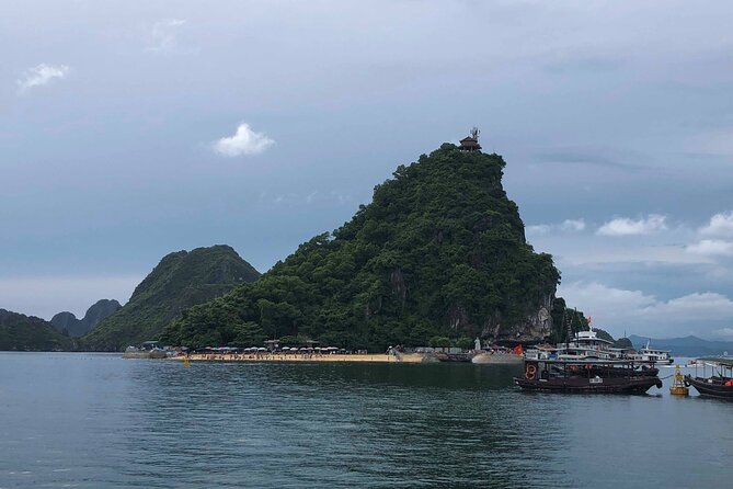 Lan Ha Bay Full Day With Cave, Kayaking And Swimming - Trung Trang Cave and What Makes It Worth Your Time