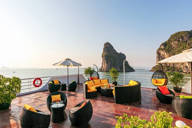 Lan Ha bay luxury cruise 2D/1N: Kayaking, jumping & Swimming at pristine places - Why Lan Ha Bay feels calmer than the crowded side of Ha Long