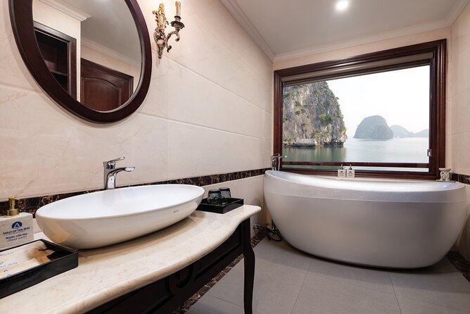 Lan Ha - Ha Long Bay 5Star cruise-Private balcony cabin 2day trip - Food and Drinks: What You Get, What Costs Extra, and What It Means