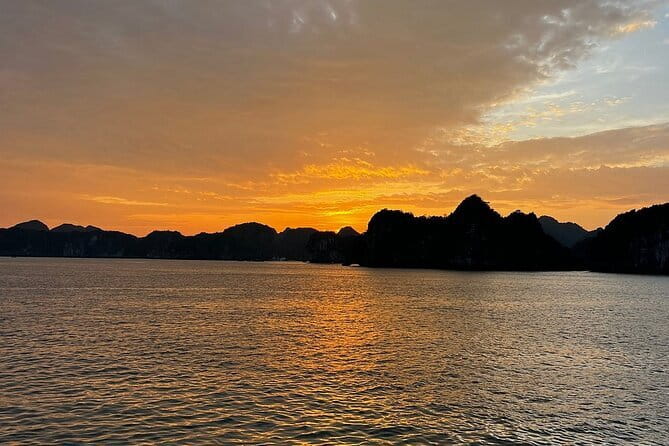 Lan Ha to Ha Long Bay Cruise and Kayaking from Cat Ba Island - Why this Cat Ba day cruise feels different