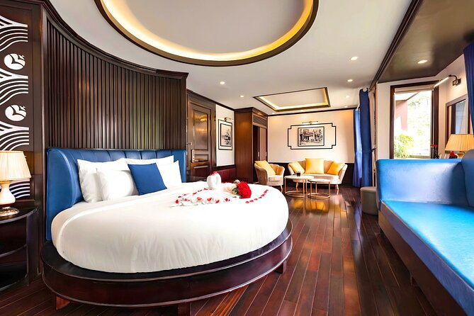 Le Journey Elegance Cruise 5 Star Lan Ha Bay - All Inclusive 2D1N - Cat Ba and Quan Y Cave: A Karst Stop With Museum-Like Focus