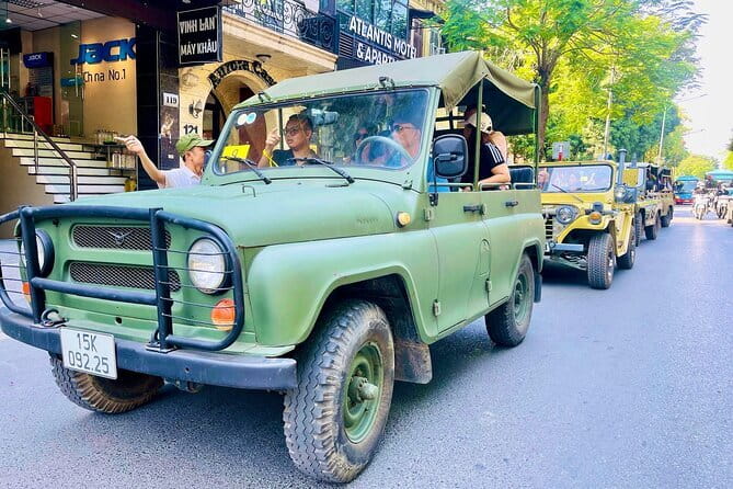Led By Women Hanoi Jeep Food Tours - Stop 3: Bếp Vua Chả Cá cơ sở 4 and the Ho Chi Minh monument area