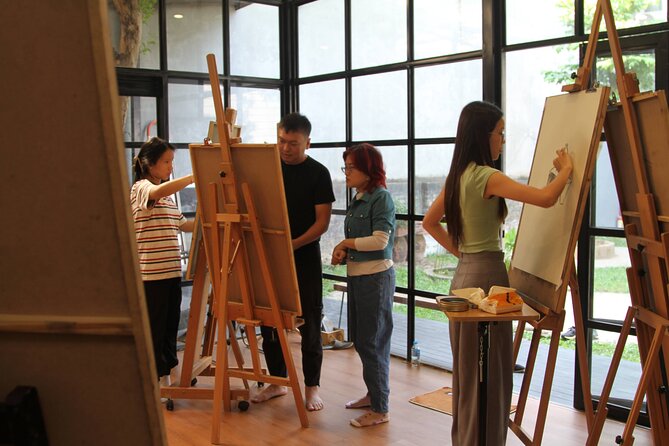Life Drawing Class - Art Workshop at Art Tutor Hanoi - Arrival at Ngõ 374 Âu Cơ (Tây Hồ): Finding the Spot Without Stress