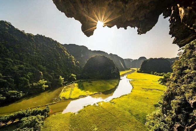 Limousine Bus from Hanoi to Ninh Binh/Tam Coc - What’s Included (and What You’ll Still Need to Pay For)