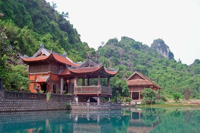 Luxury Bai Dinh - Trang An - Mua Cave with Buffet Lunch - Cycling around a local village: a slower break with real countryside rhythm