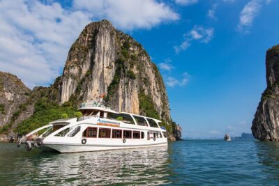Luxury Halong Bay 1 Day on Cruises From Hanoi with Bus & Lunch - Tuan Chau Harbor check-in and the cruise route plan