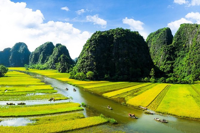 Luxury Hoa Lu Tam Coc Mua Cave 1 Day With Limousine Bus And Lunch - Hoa Lu ancient capital: Dinh King and Le King temple stops