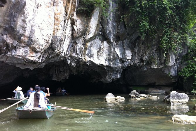 Luxury Hoa Lu Tam Coc Mua Cave Amazing View 1 Day Tour - Biking around Tam Coc: a slower pace with quick legs