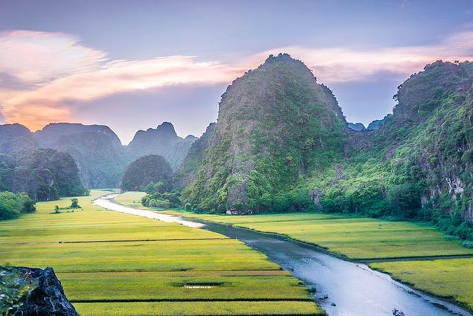 Luxury Hoa Lu - Trang An - Mua Cave full day w round trip from Hanoi/ Ninh Binh - Guides, Group Size, and How the Day Feels in Practice