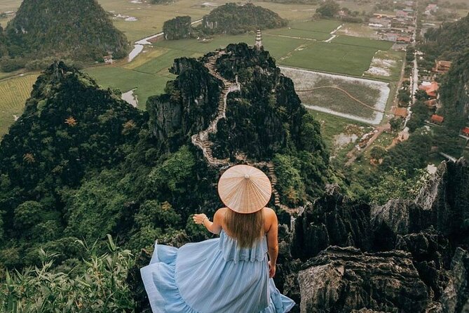 Luxury Small Group Tour in Tam Coc, Mua Cave, Bich Dong Pagoda - Lunch by the Ngo Dong River and why the mid-day reset helps