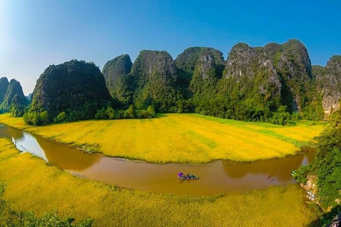 Luxury Small Group Tour in Tam Coc, Mua Cave, Bich Dong Pagoda - Tam Coc sampan boats: gliding through cave passages
