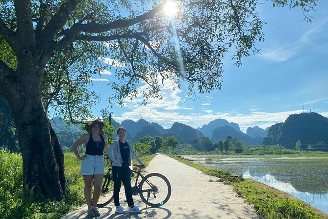Luxury Small Group Tour in Tam Coc, Mua Cave, Bich Dong Pagoda - Comfort and value: what’s really included in the $79