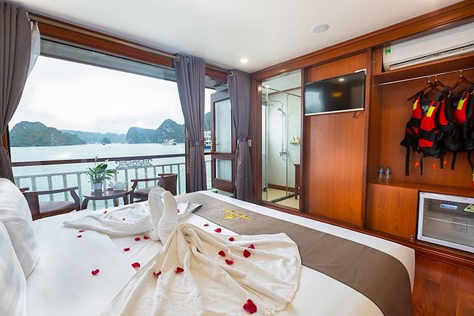 LUXURY TRIP of LIFETIME-NO FUN-NO PAY-Halong-All inclusive-2d/1n - The crew vibe: friendly service can make or break the night