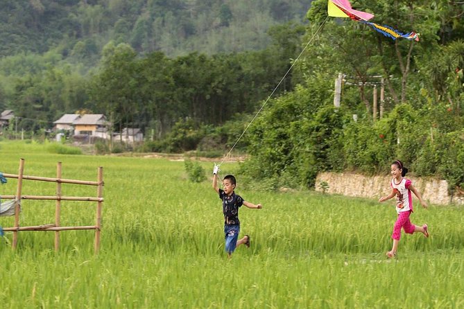 Mai Chau Nature and Village Private Day Tour - Thung Khe Pass: where the views actually land
