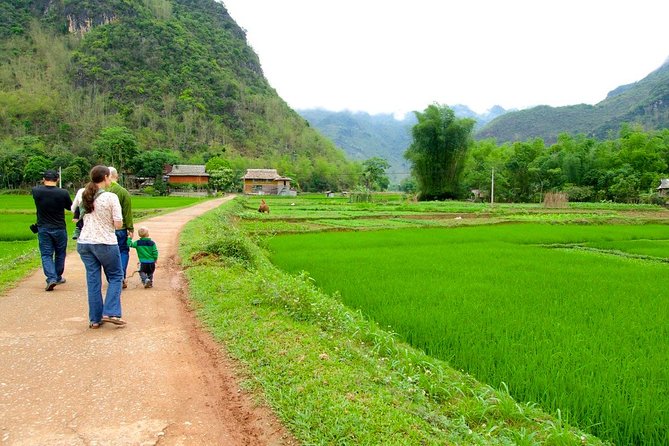 Mai Chau Nature village private Day Trip - From Hanoi to Mai Chau: the rhythm of a long, worthwhile day