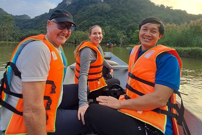 Majestic Ninh Binh Discovery: Mua Cave & Tam Coc private tour - Key highlights worth your time