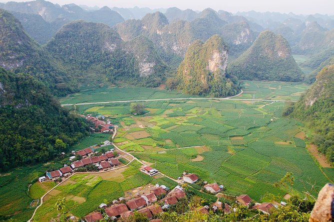 Majesty Of Untouched Northern Vietnam Tour 6 Days - Day 3: Markets, Coffee, and Ma Pi Leng Pass Views