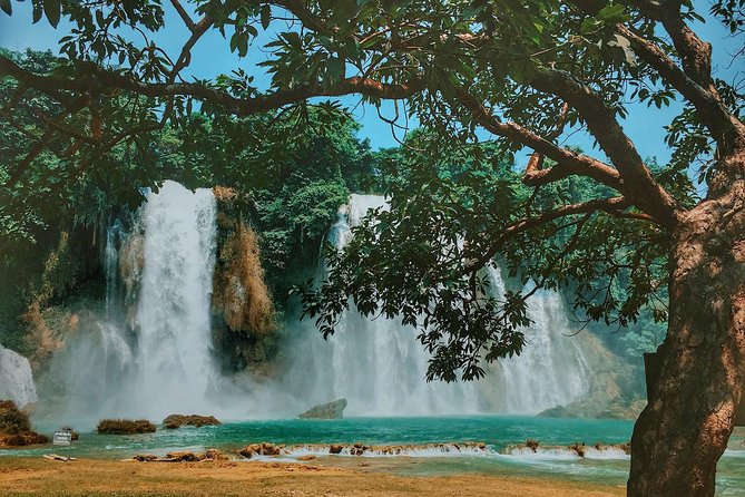 Majesty Of Untouched Northern Vietnam Tour 6 Days - Day 5: Ba Be National Park and Pac Ngòi Village on the Lake