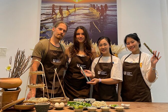 Market Tour & Cooking class in Ha Noi City - Old Quarter Market Tour: How You Learn Vietnamese Flavor Fast