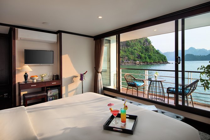 Mon Chéri Cruises 5 star: Amazing 3 days exploring Halong & Cat Ba island - Transfers, group size, and how the schedule keeps you from getting burned