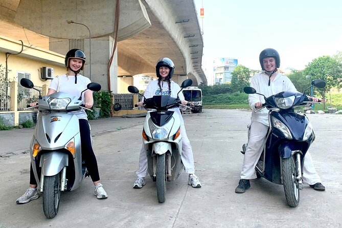 Motorbike Lesson in Hanoi - Logistics that affect your day: pickup, West Lake start, private group, tickets