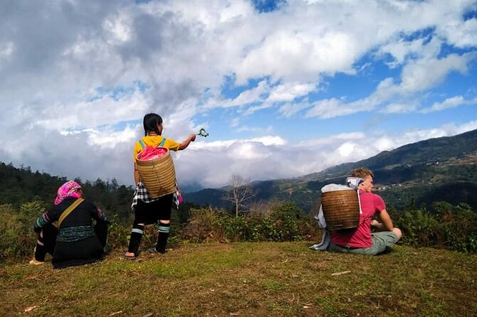 Mountain views and villages trek – 1 Day - The pace: 5.5 hours that mix walking with stops that make sense