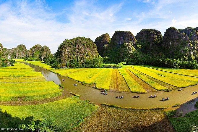Mua cave - Hoa Lu - Tam Coc- Small Group - Morning pickup from Hanoi: start at 8:00 and settle in fast