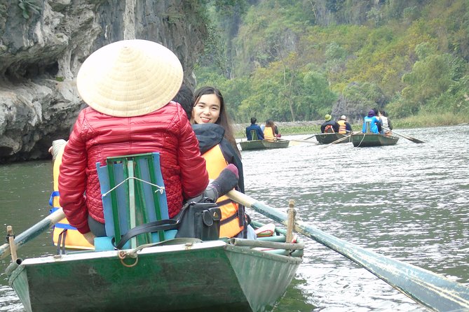 Mua cave - Hoa Lu - Tam Coc- Small Group - Tam Coc: boats and karst scenery without overcomplicating it