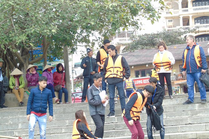 Mua cave - Hoa Lu - Tam Coc- Small Group - Hoa Lu Ancient Capital: history stop that stays efficient